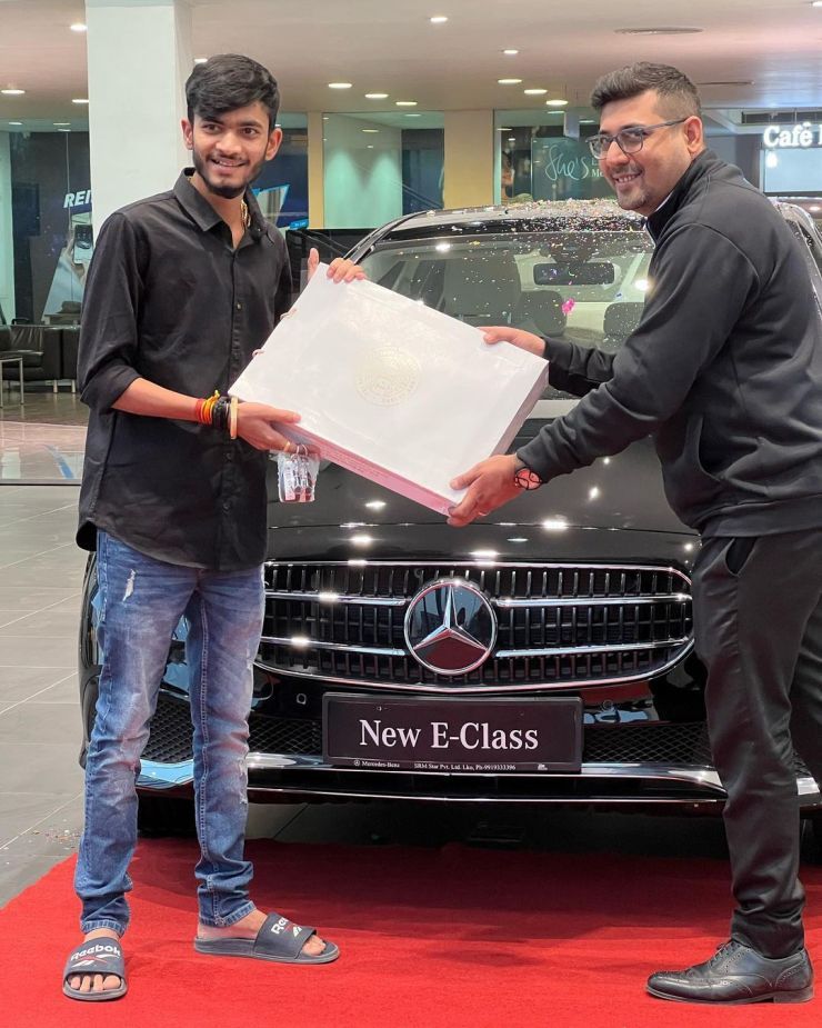 Anurag Dwivedi Net Worth, Age, Telegram, Family and Car Collections| Best Ultimate Guide 2025